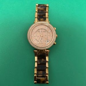Michael kors rose gold watch